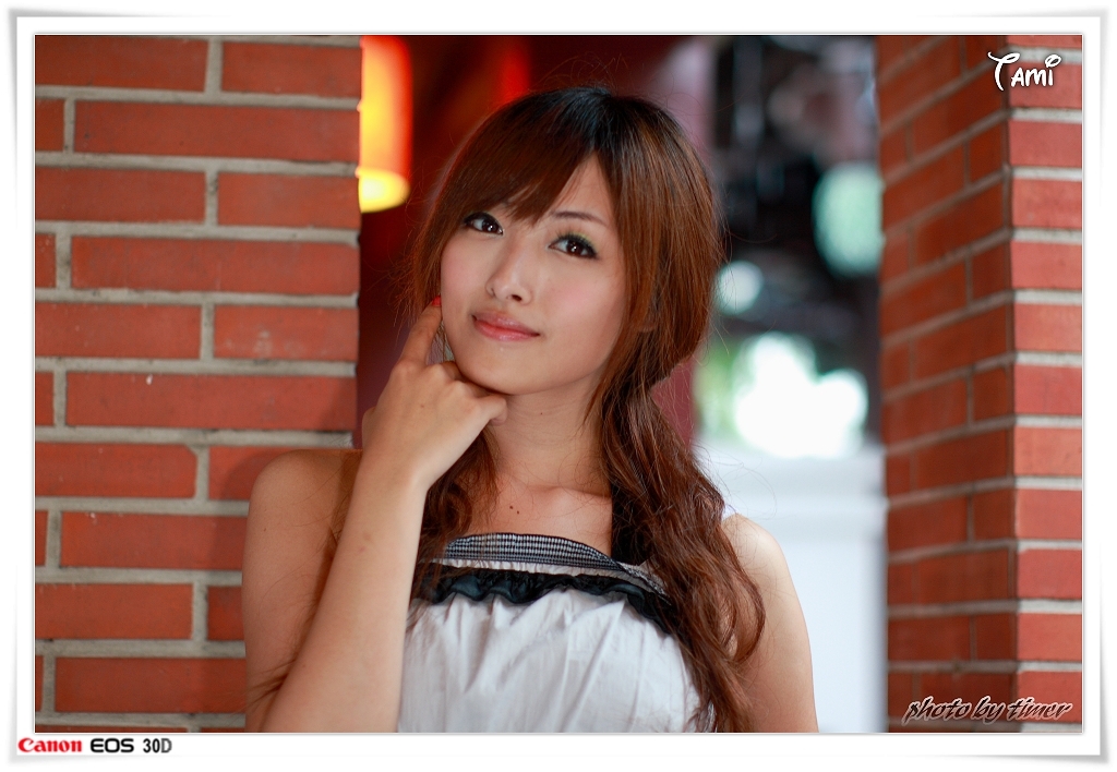 台湾清纯美女-Tami-兒童育樂中心外拍